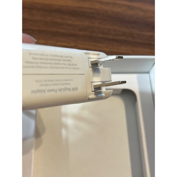 Apple MagSafe 2 85W Power Adapter (MD506LL/A) for MacBook Pro White Office Work - Picture 8 of 14